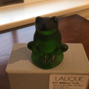Lalique Sitting Green Glass Frog